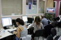 Εκλογές 2015: Οι 7 δημοσιογράφοι του ντιμπέιτ και οι θεματικές ενότητες