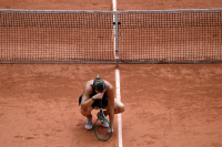 Roland Garros: Εκτός ημιτελικών η Σαμπαλένκα, την απέκλεισε η Σνάιντερ με ανατροπή