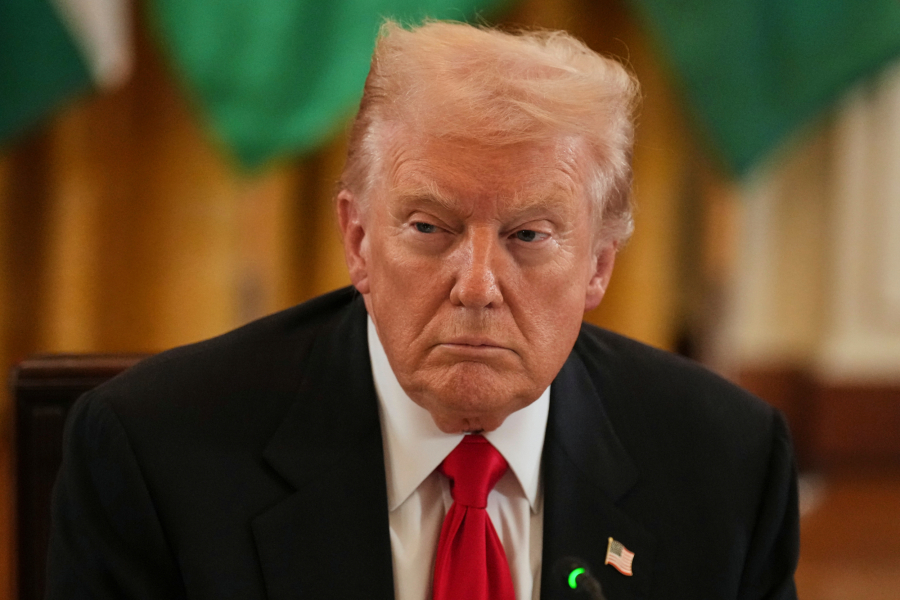 Ο Τραμπ προειδοποιεί την Ευρώπη ότι είναι αντιμέτωπη με «πολιτισμική εξαφάνιση»