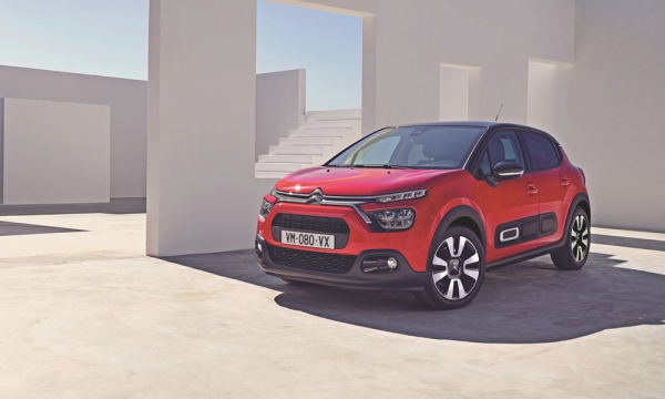 Ποιο αυτοκίνητο προηγείται σε ταξινομήσεις το πρώτο τρίμηνο του έτους;