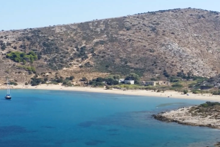 Τα 2 άγνωστα νησιά του Αιγαίου για φτηνές διακοπές – Διαμονή από 22 ευρώ τη βραδιά