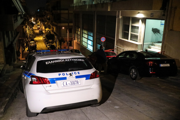 Στη φάκα της ΕΛ.ΑΣ. οι «ποντικοί» της Μυκόνου, διέπραξαν 39 διαρρήξεις με λεία αξίας 320.000 ευρώ (βίντεο)