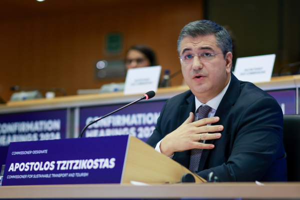 Τζιτζικώστας στην Ευρωβουλή: Το δυστύχημα των Τεμπών δεν έπρεπε να συμβεί