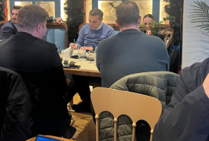 Πριν την «Ιθάκη»: Συνάντηση Τσίπρα με πολίτες στην Πάτρα