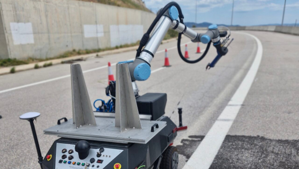 Ένα αυτόνομο ρομπότ δοκιμάστηκε στην Ολυμπία Οδό