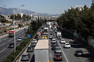 Ανασφάλιστα αυτοκίνητα: Σαφάρι της ΑΑΔΕ και τσουχτερά πρόστιμα - Ξεκινούν έλεγχοι