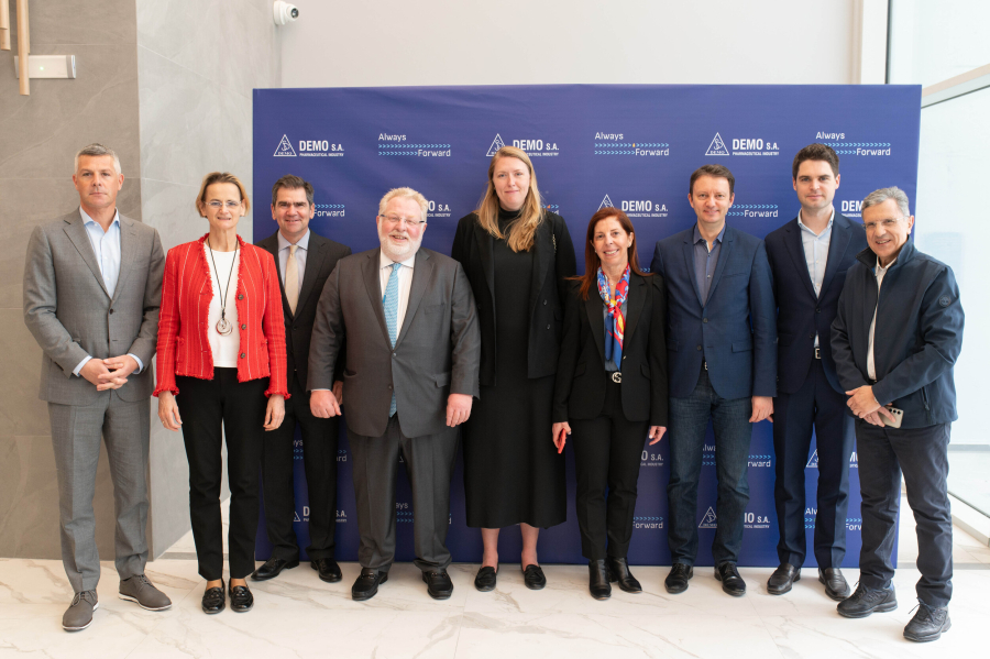 Επίσκεψη αποστολής του Ευρωπαϊκού Κοινοβουλίου στο έργο Βιοτεχνολογίας της DEMO