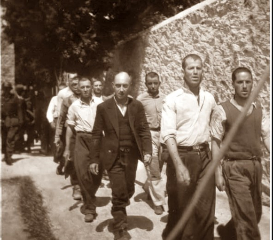 Στη Βουλή οι φωτογραφίες των εκτελεσθέντων εφόσον έρθουν Ελλάδα