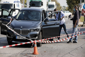 Μαφιόζικη ενέδρα στο Χαϊδάρι: Πέθανε ο επιχειρηματίας που γάζωσαν - Ερευνάται η συμμετοχή αστυνομικών ως συνοδών ασφαλείας