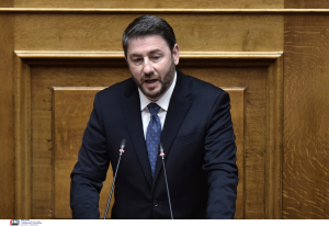 Ανδρουλάκης για Τέμπη: «Βαρύτατες ευθύνες Υπουργών και στελεχών - «γαλάζιων» παιδιών