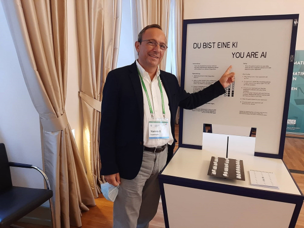 Ο καθηγητής Ιωαννίδης στο Dnews: «Δεν πρέπει να απαιτούμε από την τεχνολογία περισσότερα από ό,τι απαιτούμε από τους εαυτούς μας»