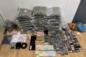 Συνελήφθη ιδιοκτήτης ταξί για κατοχή και διακίνηση ναρκωτικών- Πωλούσε κοκαΐνη, MDMA, ecstasy, κεταμίνη