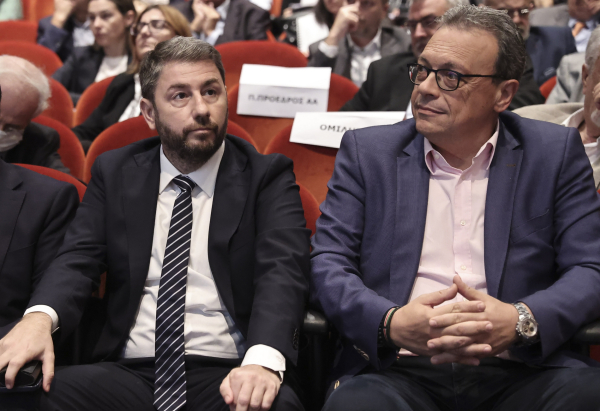 ΠΑΣΟΚ - ΣΥΡΙΖΑ: Το επόμενο δίλημμα