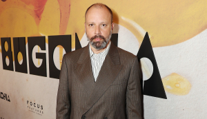 Η Ντακότα Τζόνσον αυτοπροτάθηκε στον Λάνθιμο: «Υπάρχουν κι άλλες ηθοποιοί εκτός από την Στόουν»