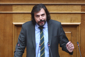 ΣΥΡΙΖΑ: «Χέρι» στον Πέτρο Παππά για τη δήλωση περί «τιμωρίας» του φαντάρου - Ανοιχτή η διαγραφή του
