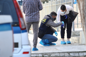 Πυροβολισμοί στη Γλυφάδα: Ποινική δίωξη στους δύο συλληφθέντες