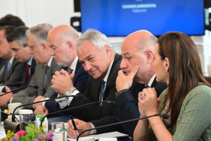 ΟΠΕΚΕΠΕ: Ο Τσιάρας αδειάζει τον Βορίδη για το υπόμνημα Βάρρα