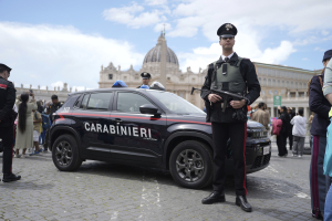 Ιταλία: Έφοδοι των καραμπινιέρων για παράνομες παρακολουθήσεις