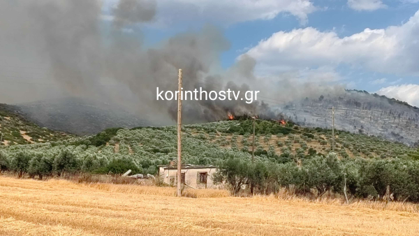 Μεγάλη φωτιά τώρα στο Σπαθοβούνι Κορινθίας - Ήχησε το 112