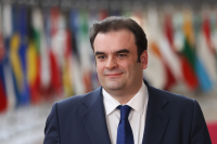 Πιερρακάκης: Οι πρόωρες αποπληρωμές χρέους εξοικονομούν 800 εκατ. ευρώ τον χρόνο