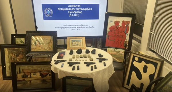 Κύκλωμα πλαστών πινάκων: Ελεύθεροι ο 57χρονος δικηγόρος και ο 42χρονος