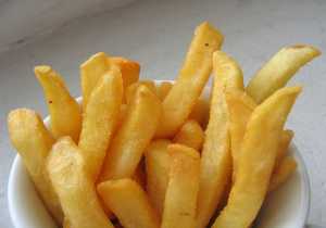 Το πολύ τηγάνισμα μπορεί να κάνει καρκινογόνες τις πατάτες
