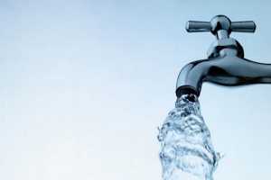 Ακατάλληλο για κατανάλωση και χρήση το νερό της πόλης του Αιτωλικού