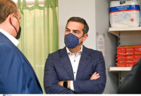 Ολομέτωπη επίθεση Τσίπρα: Ο Μητσοτάκης κρύβεται σαν τη στρουθοκάμηλο για τις παρακολουθήσεις