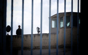 Φυλακές Κορυδαλλού: Αλβανός κρατούμενος βρέθηκε μαχαιρωμένος