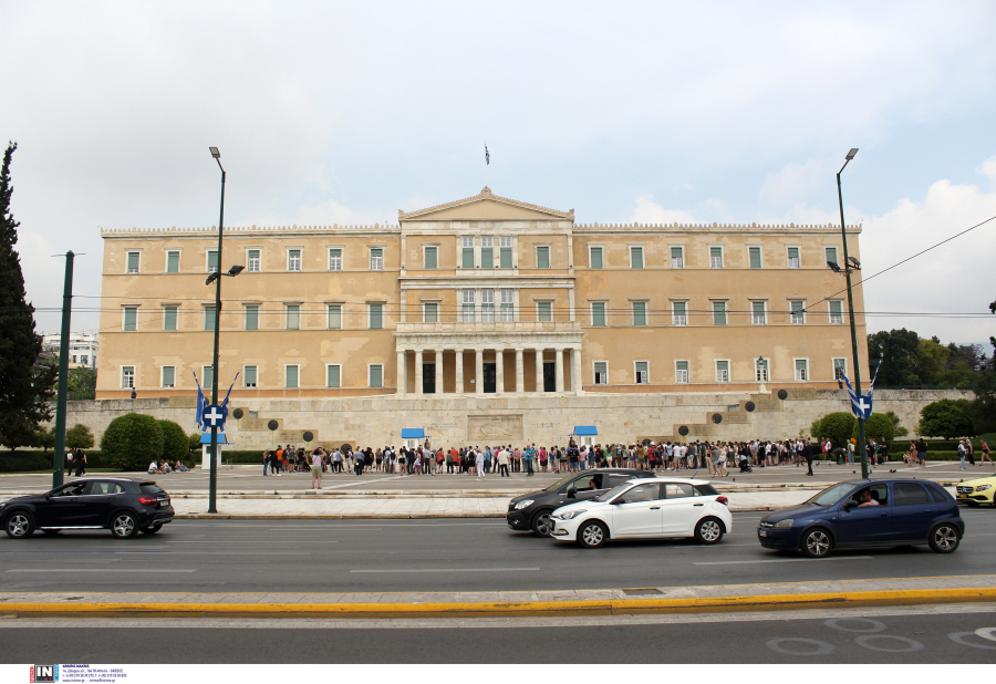 Reuters: Οι άθλοι της Ελλάδας - Θα καθαρίσει ο Κ. Μητσοτάκης τους στάβλους του Αυγεία;