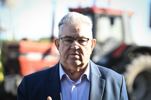 Δημήτρης Κουτσούμπας: Στα μπλόκα των αγροτών στη Φθιώτιδα - «Δίκαιος ο αγώνας σας»