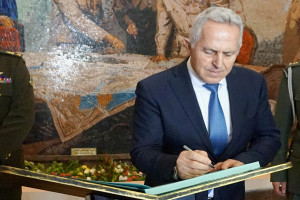 «Βόμβα» Αποστολάκη για το κλεμμένο στρατιωτικό υλικό στη Λέρο