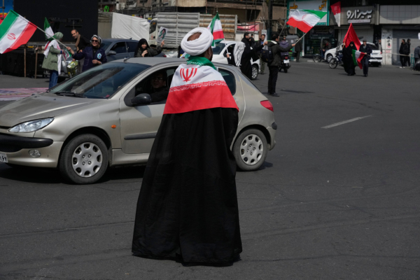 Επιμένει το Ιράν: «Χειραγωγούν τις αγορές - Καμία συνομιλία με τις ΗΠΑ» - Όσα αναφέρει ο φερόμενος διαπραγματευτής της Τεχεράνης