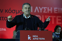 Τσακαλώτος: «Μην συνεχίσουν οι πραγματικά πλούσιοι να είναι στο απυρόβλητο»
