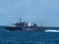 Αγνοείται 42χρονος σέρφερ στην Πάρο, μεγάλη κινητοποίηση από το Λιμενικό