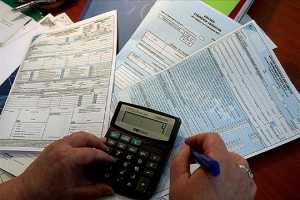 Τι πρόστιμο θα πληρώσετε αν κάνετε φορολογική δήλωση μετά τις 15 Ιουλίου