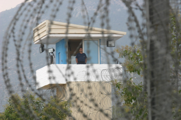 Επεισόδια στις φυλακές Αυλώνα: Παραμένει σε νοσηλεία ένας κρατούμενος, ταυτοποιήθηκαν τέσσερα άτομα