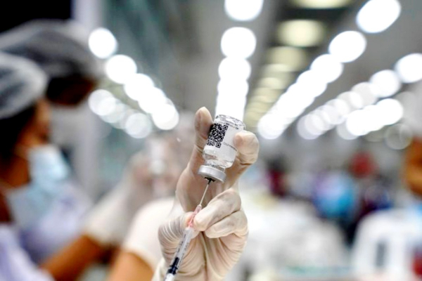 Iσραήλ: Οι ενισχυτικές δόσεις εμβολίου «τιθασεύουν» την παραλλαγή «Δέλτα» – Tι δείχνουν τα πρώτα στοιχεία