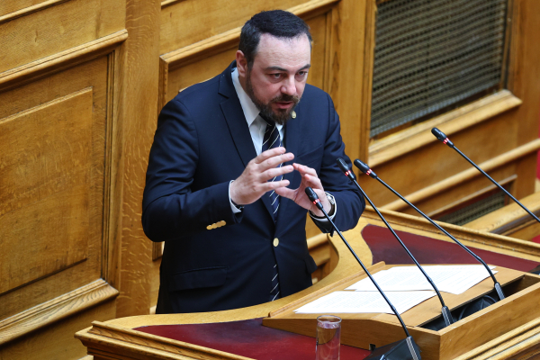 Παρασύρης: Ενεργειακό αδιέξοδο με κυβερνητική υπογραφή - Αντιγράφουν το ΠΑΣΟΚ, όμως αφήνουν την ακρίβεια μέχρι το 2029