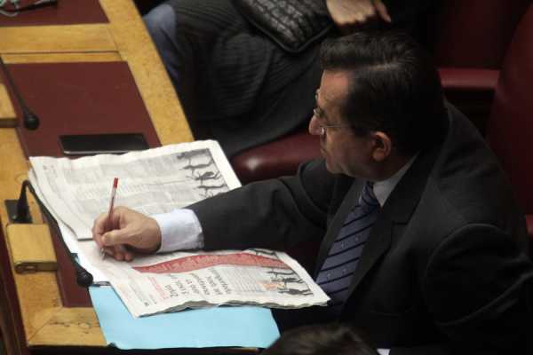 Ο Νικολόπουλος θα ψηφίσει τον νέο εκλογικό νόμο