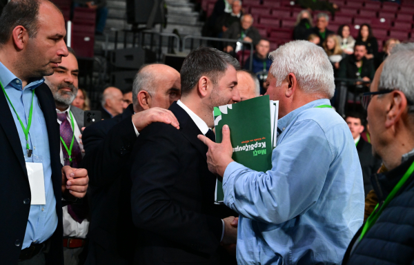 Ο Ανδρουλάκης σύστησε τον «νέο γραμματέα» της νεολαίας ΠΑΣΟΚ