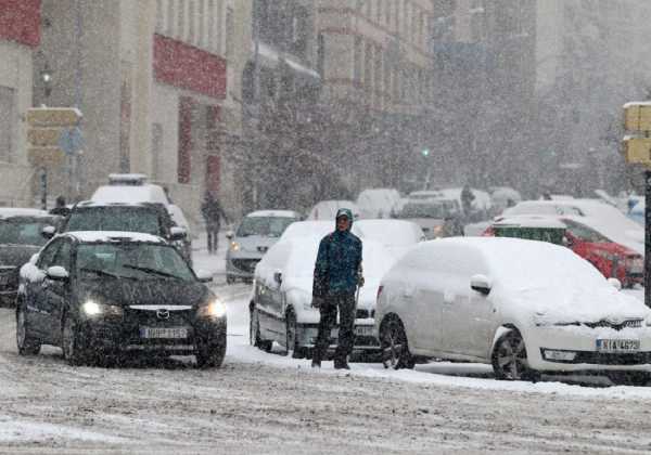 Κλειστά στα σχολεία σήμερα σε Τρίκαλα και Καλαμπάκα λόγω χιονόπτωσης