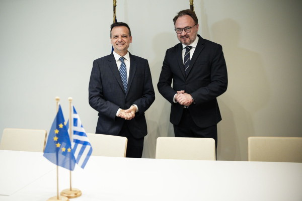 Η στεγαστική κρίση στο επίκεντρο της συνάντησης Δούκα με τον Επίτροπο Ενέργειας και Στέγασης