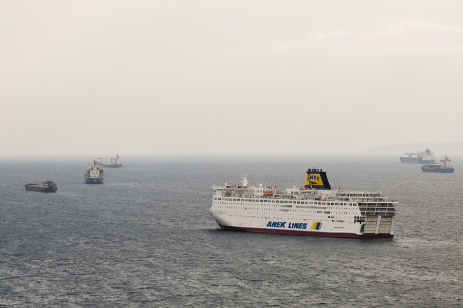 Προσέκρουσε στο λιμάνι της Ανάφης το «Πρέβελης», μεταφέρει 395 επιβάτες
