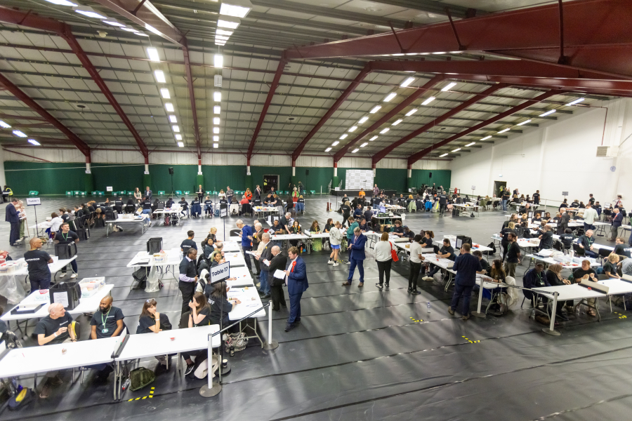 Βρετανία: Αριθμός ρεκόρ γυναικών εξελέγη στη Βουλή των Κοινοτήτων