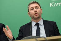 Συνέντευξη Τύπου του ΠΑΣΟΚ: Οι 17 δεσμεύσεις για τους συνταξιούχους (LIVE)