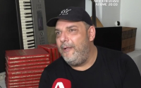 Στέλιος Διονυσίου: «Αισθάνομαι ότι ο πατέρας μου είναι ταξίδι και θα γυρίσει»