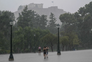 Νέο έκτακτο δελτίο από την ΕΜΥ: Έρχονται ακραία καιρικά φαινόμενα, συναγερμός για 8 περιοχές