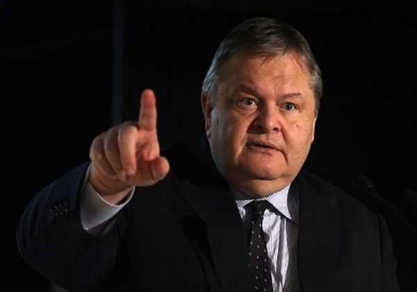 Βενιζέλος: Επικοινωνιακό τέχνασμα τα περί εξόδου από το μνημόνιο