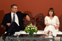 Δεν ήταν καλή Πρόεδρος; - Γιατί δεν την προτείνει εκ νέου ο πρωθυπουργός;